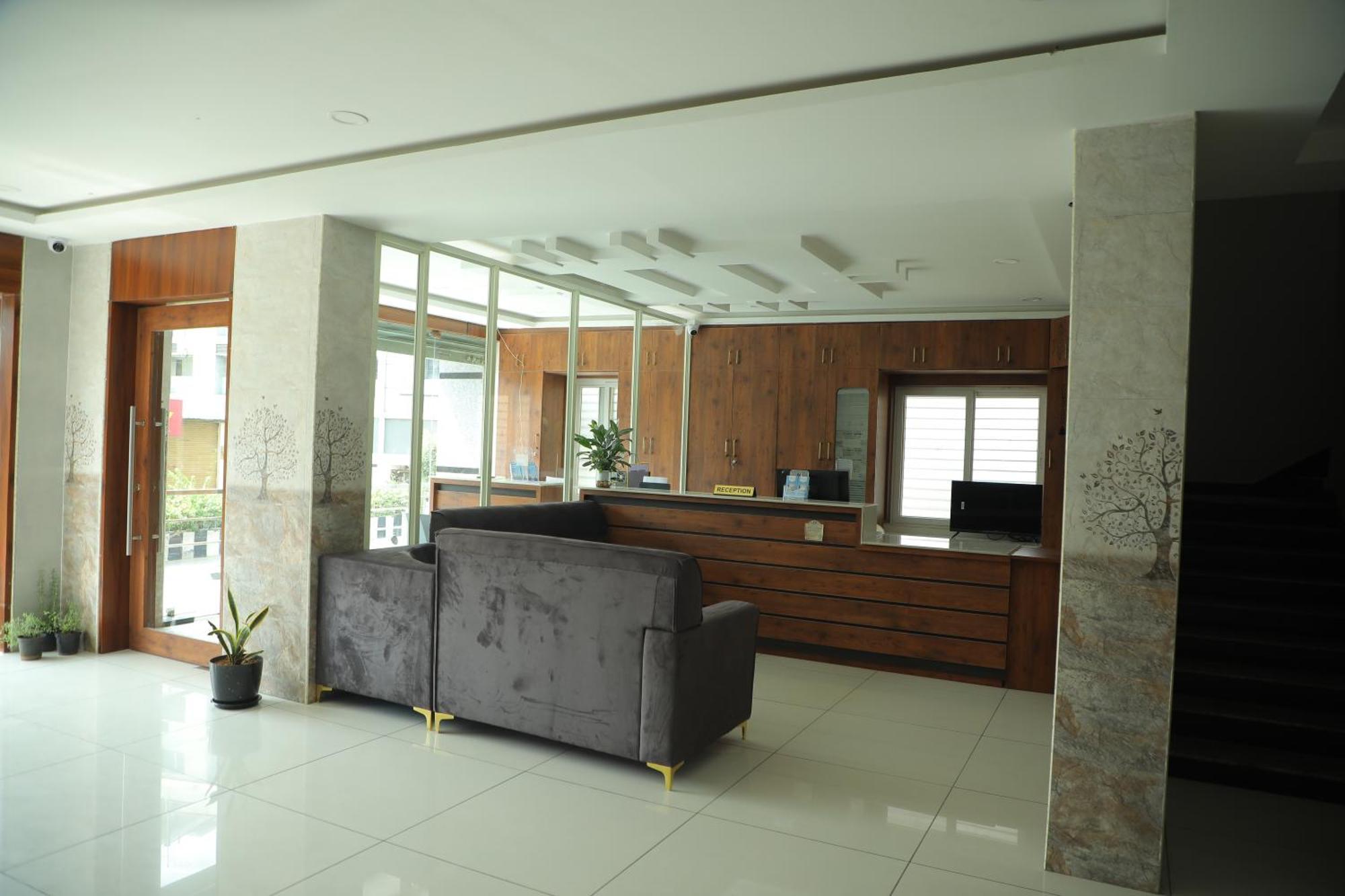 Hotel Roi Inn Tirupati Dış mekan fotoğraf