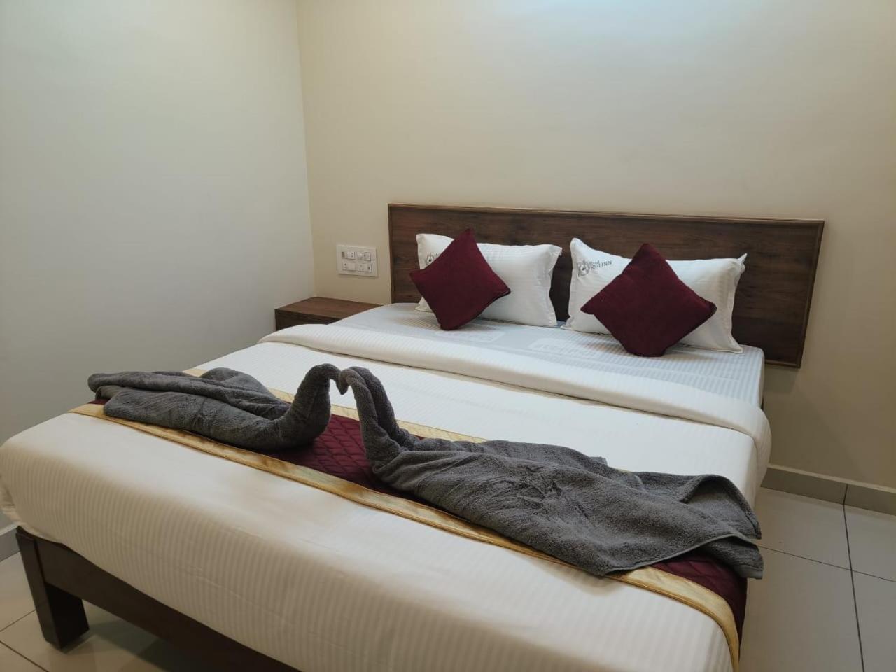Hotel Roi Inn Tirupati Dış mekan fotoğraf